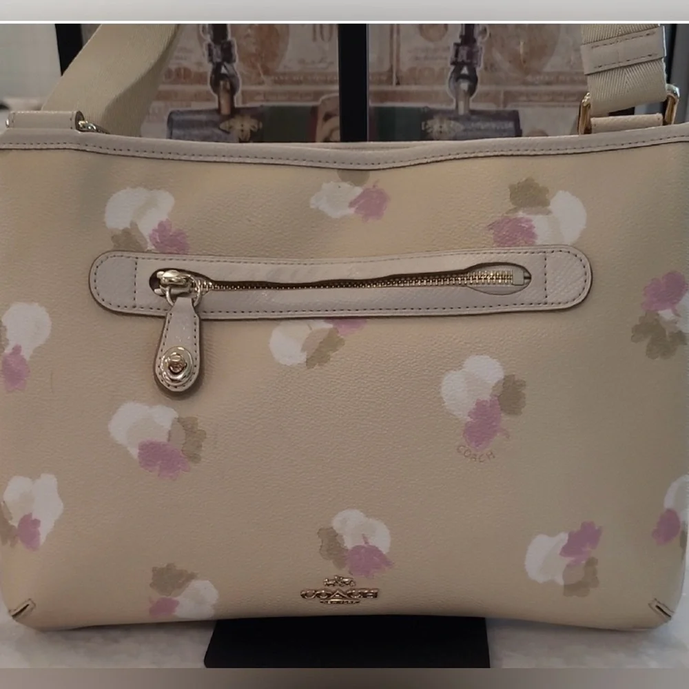 Coach Beachwood Taylor Floral Crossbody Bag - Picture 3 of 13